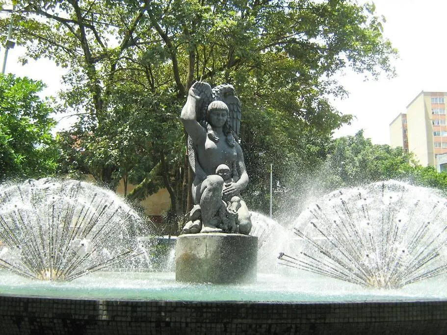 Alojamiento Guadalupe 105 Medellín